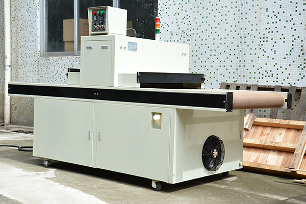 UVLED紫外光固化技術(shù)在家具與木制品中的應(yīng)用 UVLED紫外光固化技術(shù)在家具與木制品中的應(yīng)用